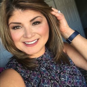 Meet your Posher, Lupe